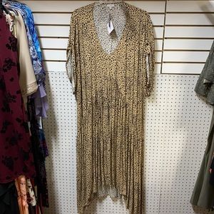 30/32 The Avenue Animal Print long dress, cute sleeves with button